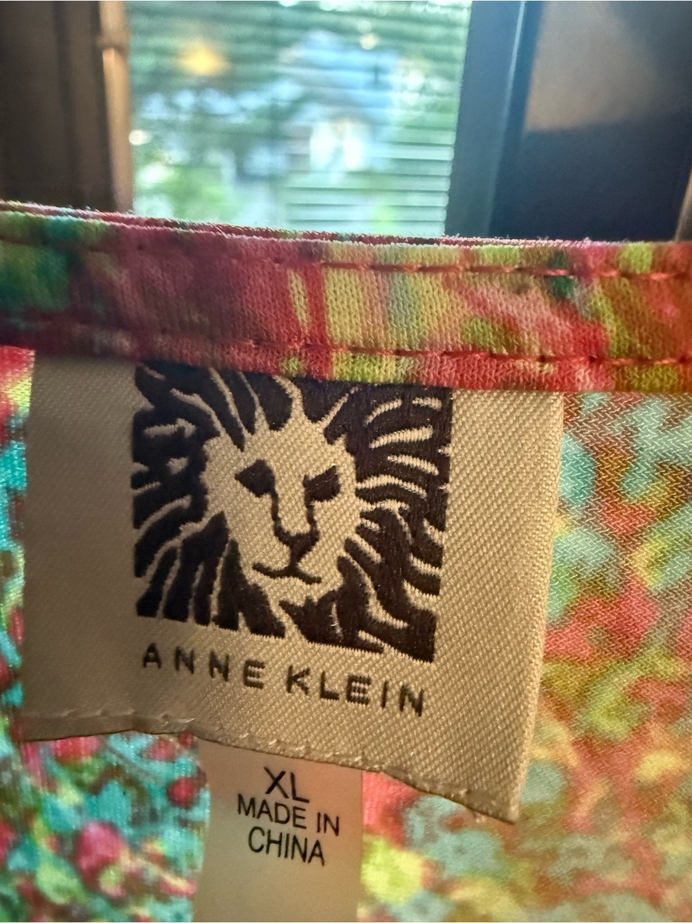 Anne Klein Multicolor Floral Zip-Front Women's Top (Pink, Green, Blue) - Picture 4 of 4